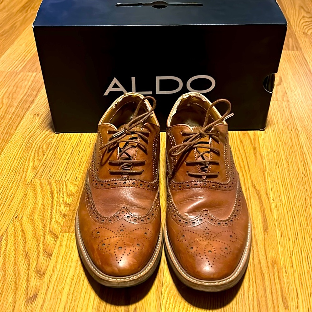 ALDO BARTOLELLO-28 size US 10. Retail $130+tax condition 6.5/10. 8/10 exterior.